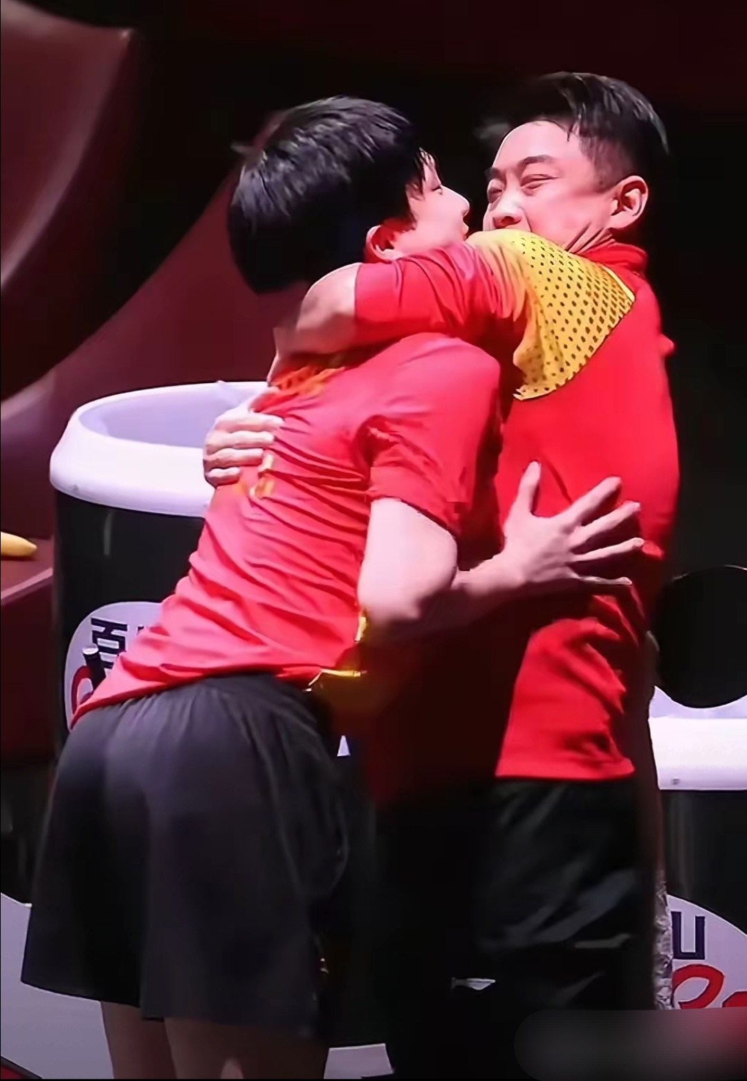 包含瑞典乒乓球队鏖战德国乒乓球队,王皓制霸全场的词条 包含瑞典乒乓球队鏖战德国乒乓球队,王皓制霸全场的词条